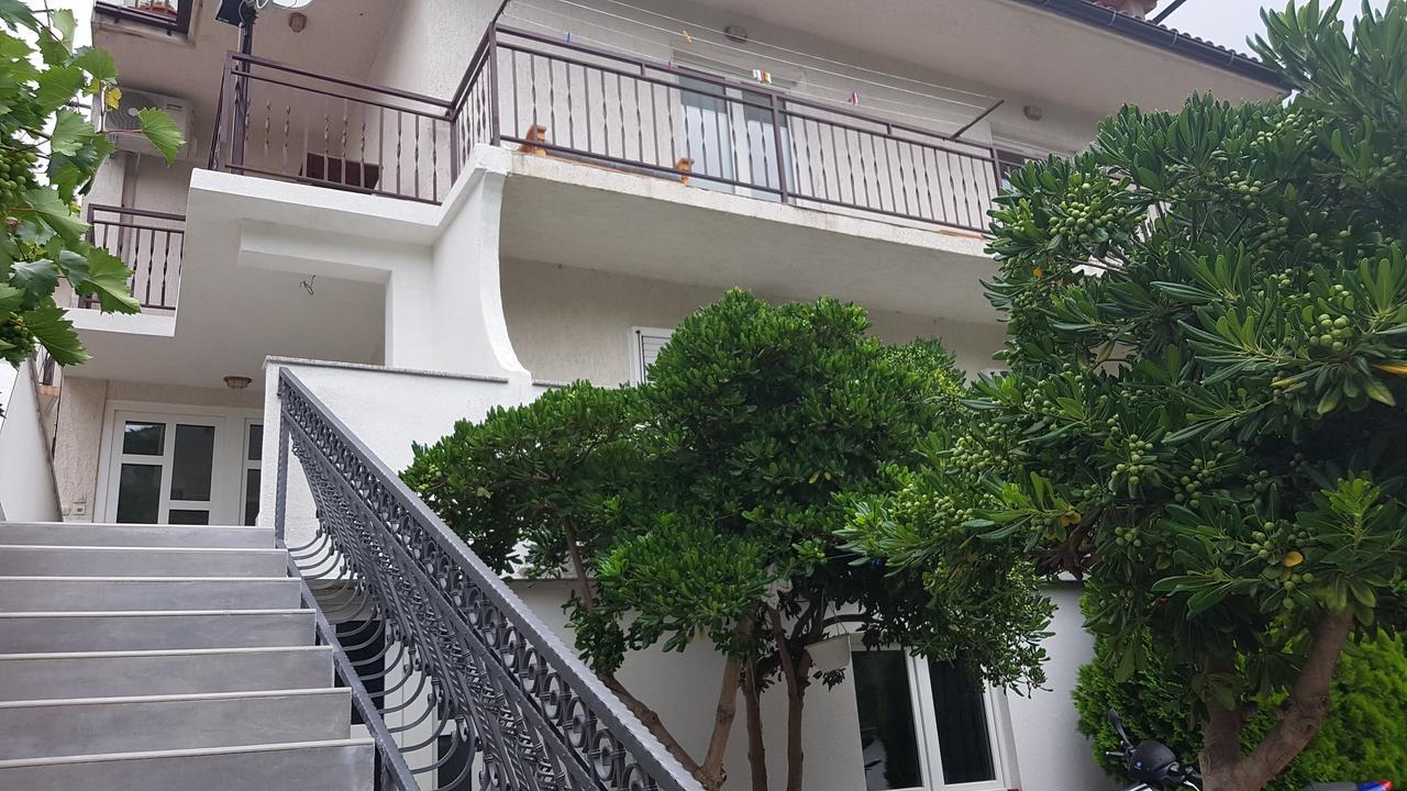 Apartment Doris เซนญ์ ภายนอก รูปภาพ